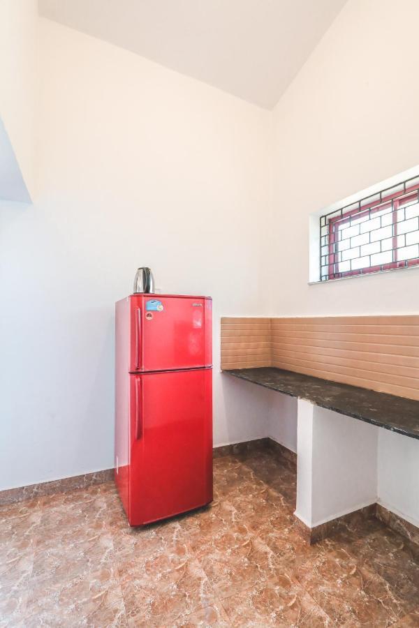 Piggy Hostel Vagator Luaran gambar